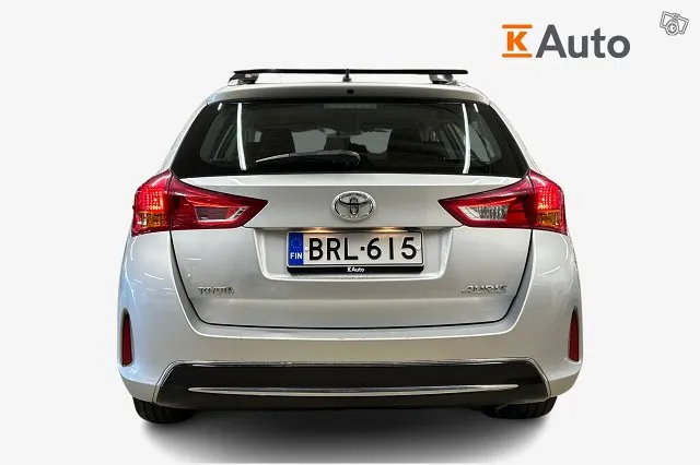 Toyota Auris Touring Sports 1,6 Active*Moottorinlämmitin / Navi / Vakkari / P-Kamera* Image 3