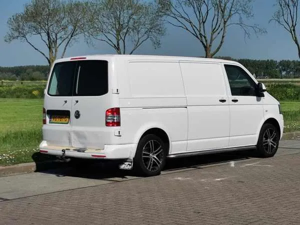 Volkswagen Transporter 2.0 TDI  Image 3